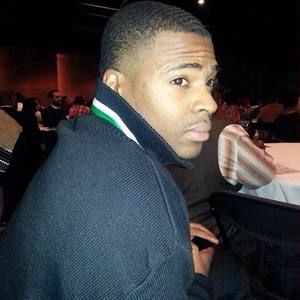 Meet your Posher, Emmanuel