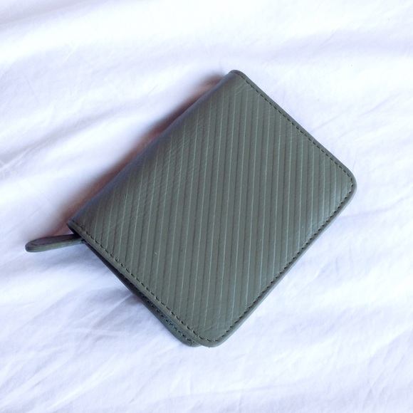 Urban outfitters wallet