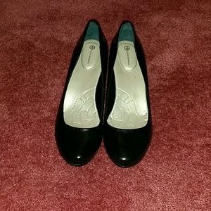 Comfortable Pumps