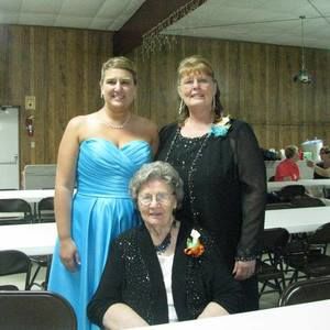 Meet your Posher, Stacy