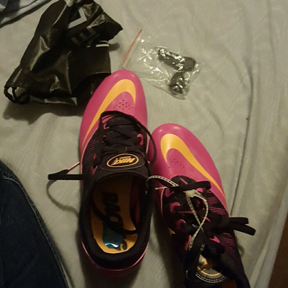 Track spikes 🙌🏃🏽💨💨