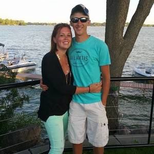 Meet your Posher, Kara