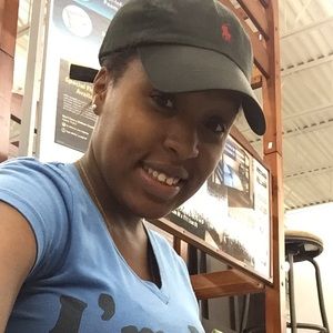 Meet your Posher, Geneva