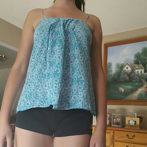 Loose top, flowy, comfy, casual