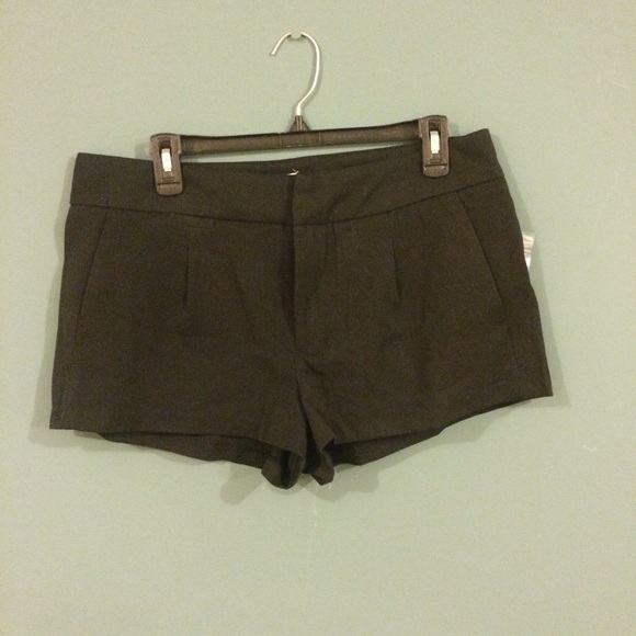 URBN black tuxedo short
