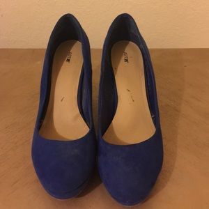 Royal blue closed toe wedges
