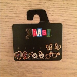NWT Brash nickel free earrings
