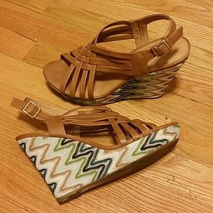 Catos wedges