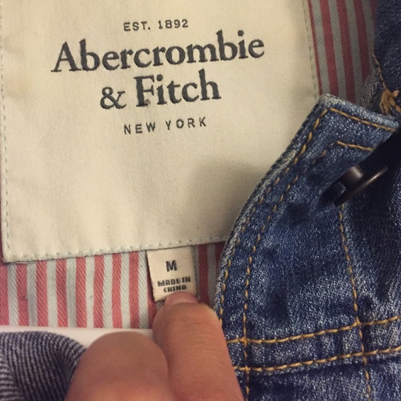 Abercrombie Fitch denim jacket - Picture 4 of 4