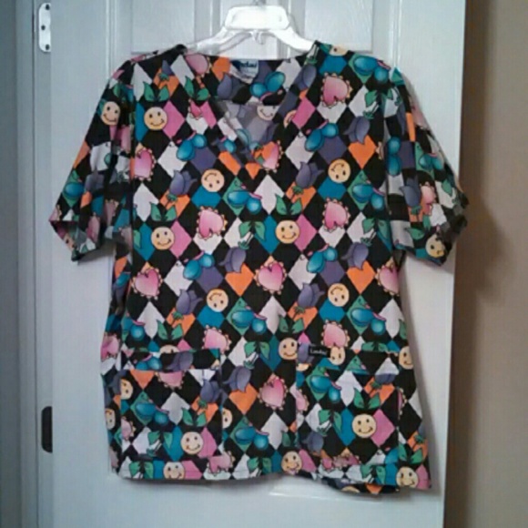 Scrub top