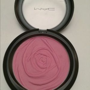 MAC Summer Rose Beauty Powder - Swatched Only