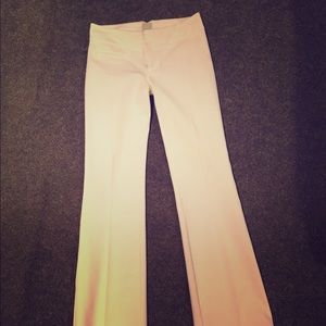 Beautiful white pants size 00 fits size 0-2