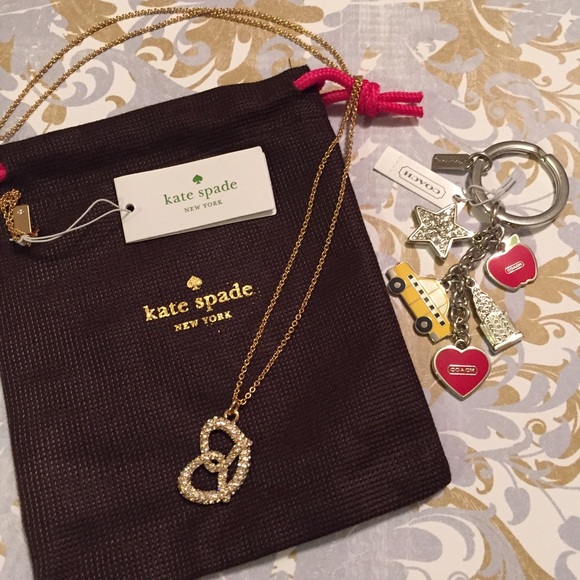 kate spade Jewelry - 🚫SOLD NWT kate spade Gold NYC Pretzel Necklace!