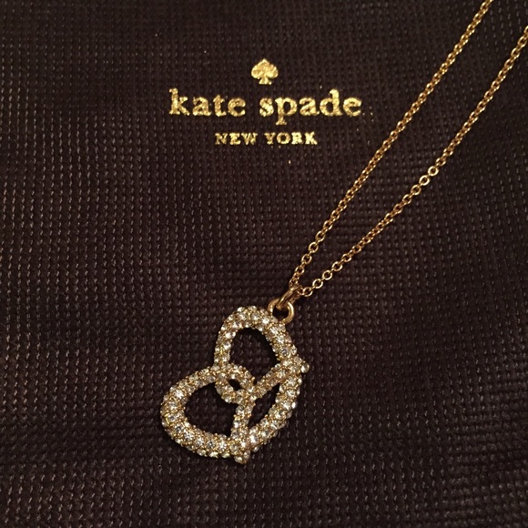 🚫SOLD NWT kate spade Gold NYC Pretzel Necklace! - Picture 2 of 3