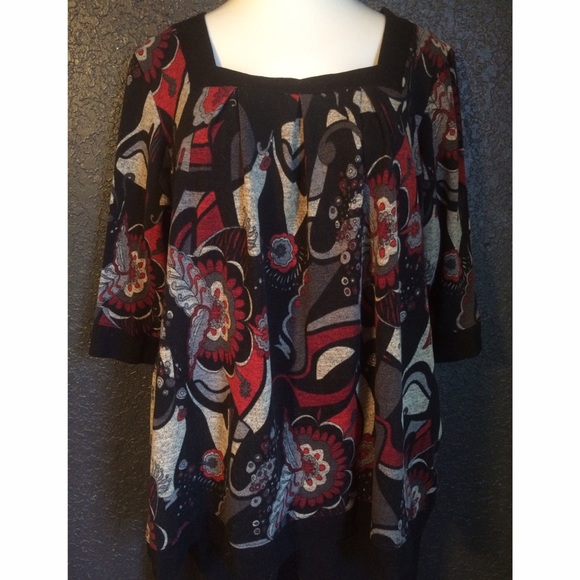 Avenue tunic sweater