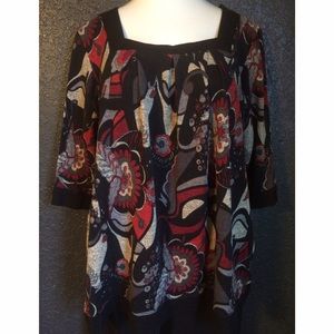 Avenue tunic sweater