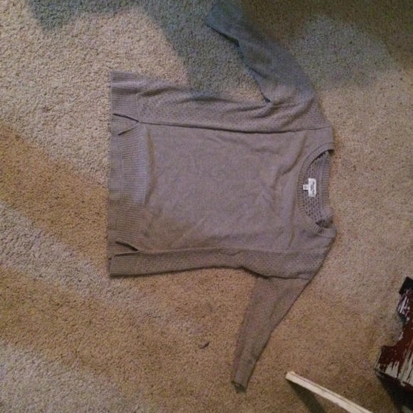 Light Brown American Eagle 3/4 sleeve sweater