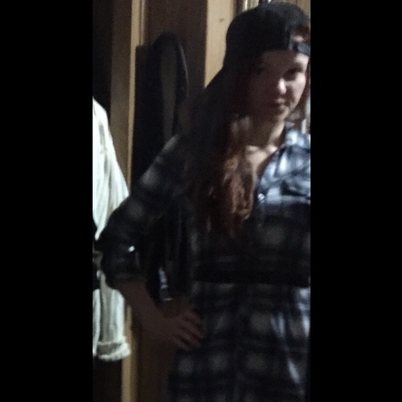 Meet your Posher, Krista - Picture 4 of 4