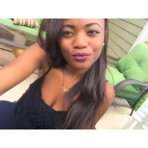 Meet your Posher, Justine