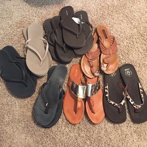 Lot of flip flops