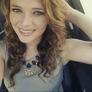 Meet your Posher, Steffi