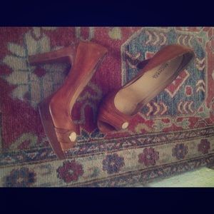 Michael Kors brown leather pumps size 9