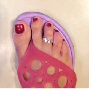 New Adjustable Toe Ring