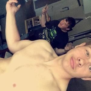 Meet your Posher, Tom