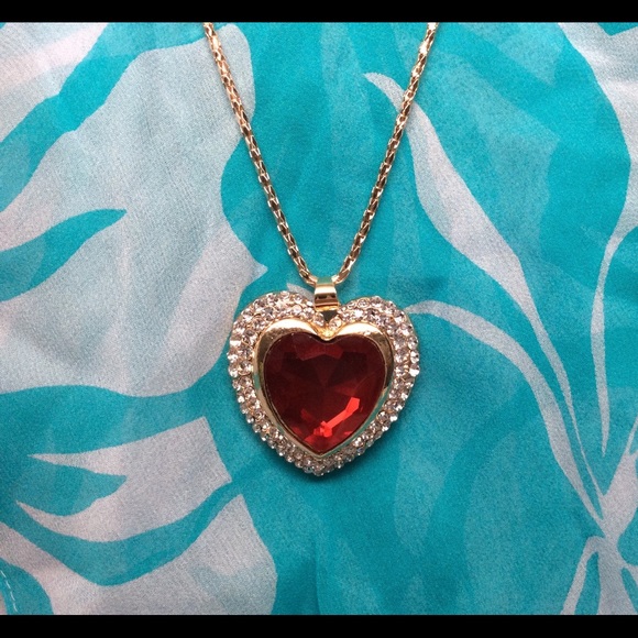 NECKLACE with PENDANT