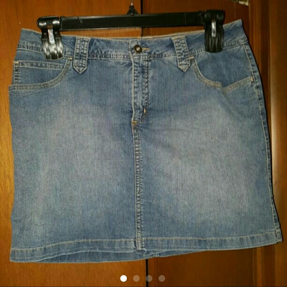 Jean Skort A skirt and shorts!