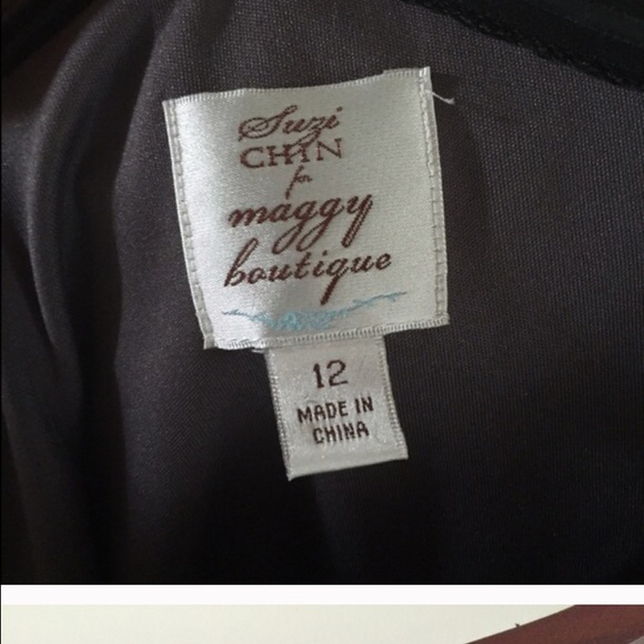 SUZY Chin Macys Purches , dress , stretch - Picture 3 of 4