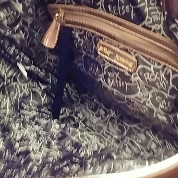Purse - Picture 3 of 4