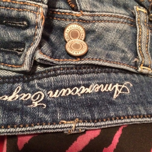 Ripped jeans😍