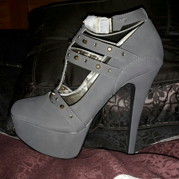 Dollhouse heels/SOLD