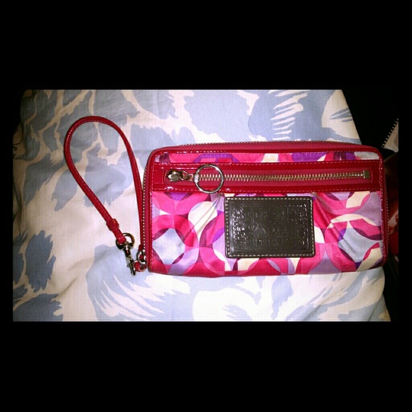 Pink coach wallet