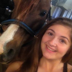 Meet your Posher, Kimberly