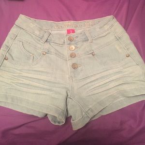 Almost famous high waisted shorts