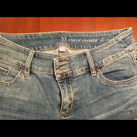 NY&C SUPER SKINNY JEGGINGS and shoes bundle