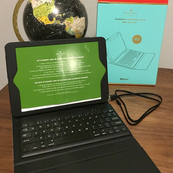 Kate Spade Bluetooth keyboard folio - Picture 2 of 4