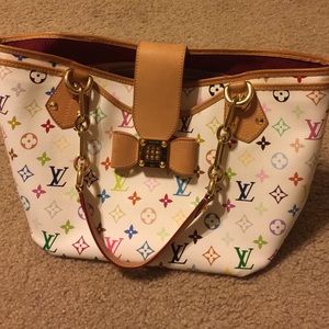 Louis Vuitton purse!!