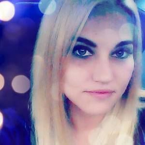 Meet your Posher, Deanna