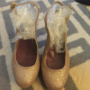 Sparkly rose gold heels