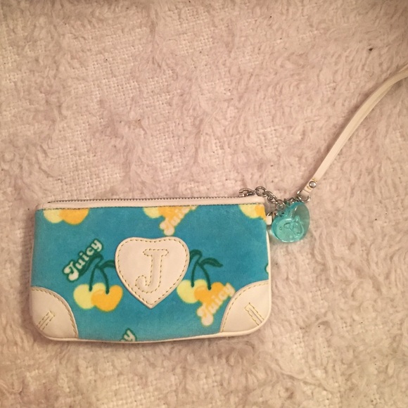 Juicy wristlet