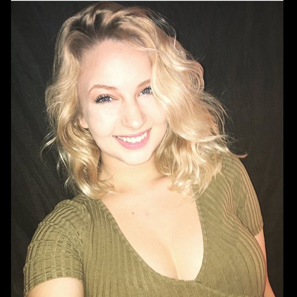 Meet your Posher, Sara