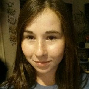 Meet your Posher, Marcela