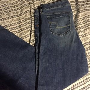 American Eagle Favorite Boyfriend jeans 12 short