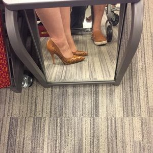 Meet your Posher, Heather