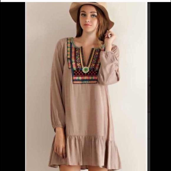 Dresses & Skirts - mocha long sleeve dress