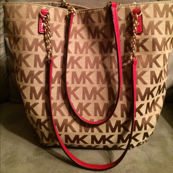 Michael Kors Handbags - TRADE! Kors Signature Chain Tote