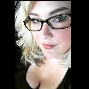 Meet your Posher, Bethany